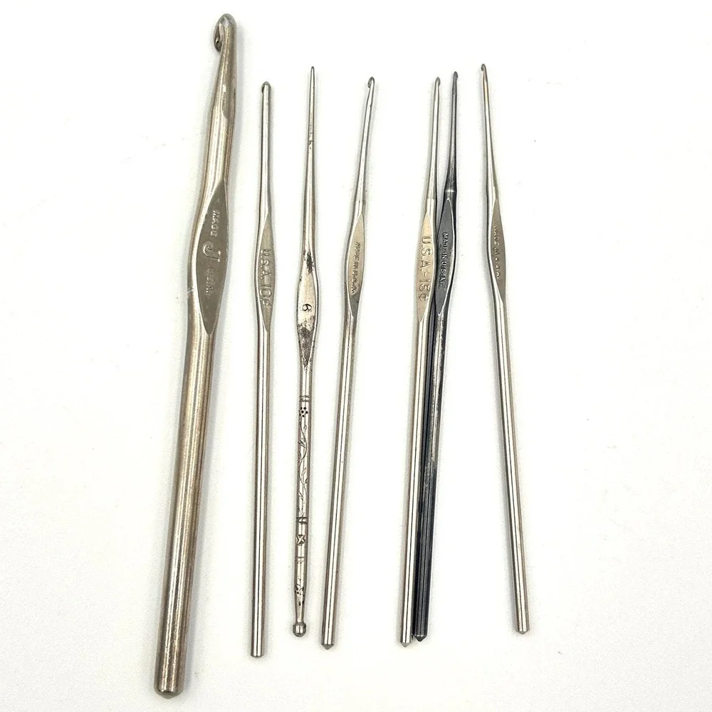 Vintage Mixed Metal Crochet Hook Lot Boye Susan Bates Milwards‎ USA J 6 8 9 10